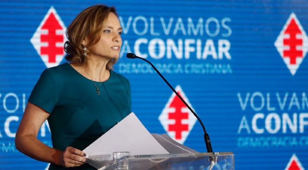  Senadora Goic (DC) por retiro de fondos de pensión en caso de enfermedades terminales: el Presidente quiere que los chilenos además “paguen la cuenta”