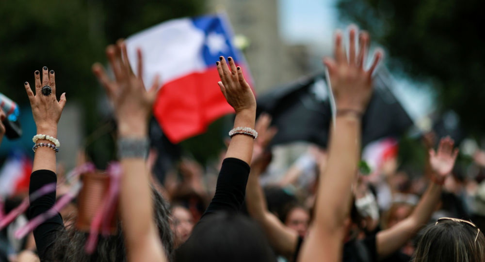  Corte de Apelaciones de Coyhaique ordena a Carabineros abstenerse de solicitar listado de alumnos que participan en marchas