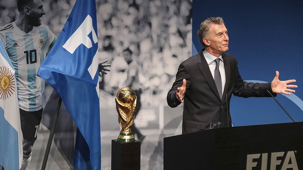  Mauricio Macri es nombrado presidente ejecutivo de la Fundación FIFA