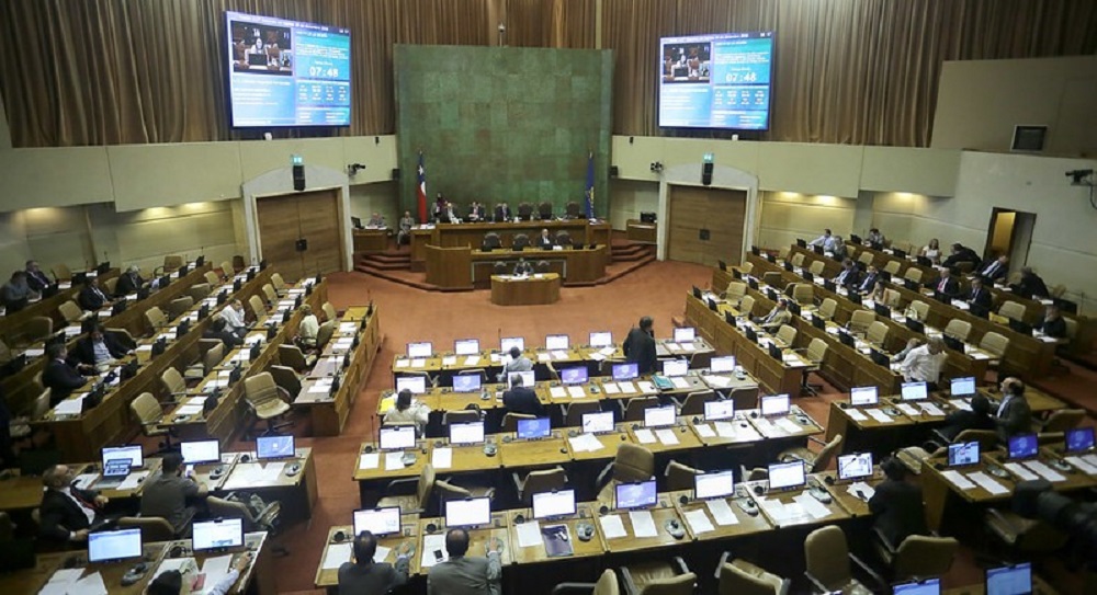  Especialistas critican decisión de mantener receso legislativo de febrero