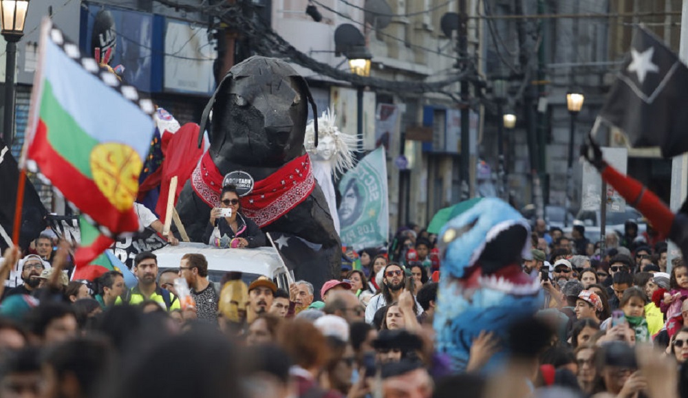  Viña del Mar: el Festival comienza con inéditas medidas de seguridad y un Anti Festival en los cerros