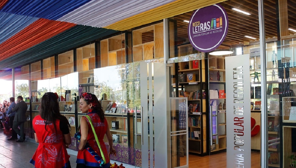  Librería Popular de la Municipalidad de Recoleta venderá textos escolares complementarios entre un 40% y 50% más barato que el valor de mercado