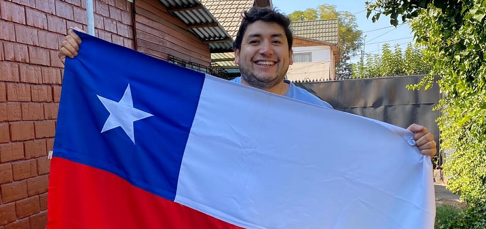  Concejales invitan a quienes están en cuarentena a izar bandera chilena para generar conciencia sobre el coronavirus
