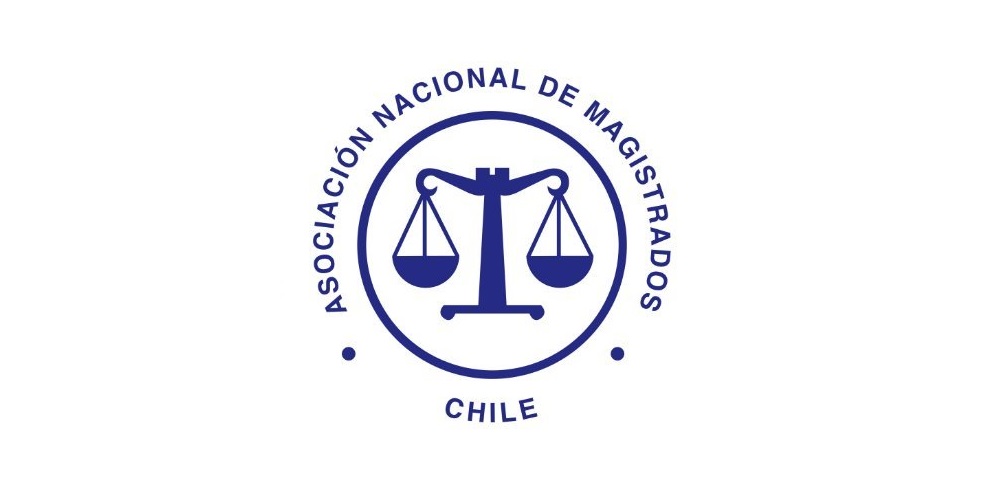  Caso juez Daniel Urrutia: En declaración publica la Asociación Nacional de Magistrados de Chile llama a la Corte de Apelaciones de Santiago a «anular de oficio la decisión adoptada»