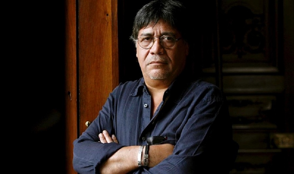 Las épicas de un tejedor de memorias: Luis Sepúlveda muere a los 70 años por Coronavirus