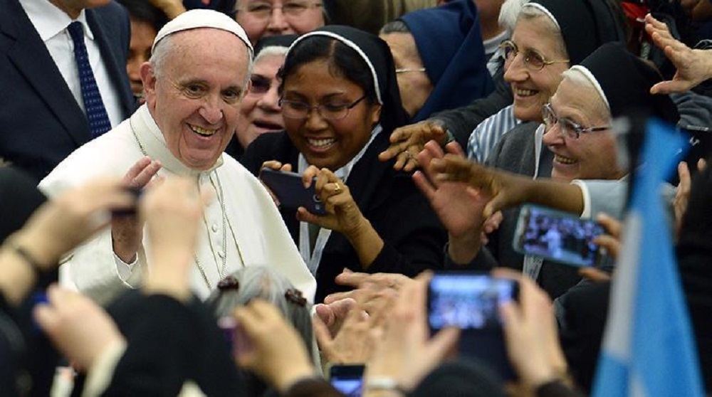  El papa decidió crear una nueva comisión que estudiará el diaconado de las mujeres en la Iglesia Católica