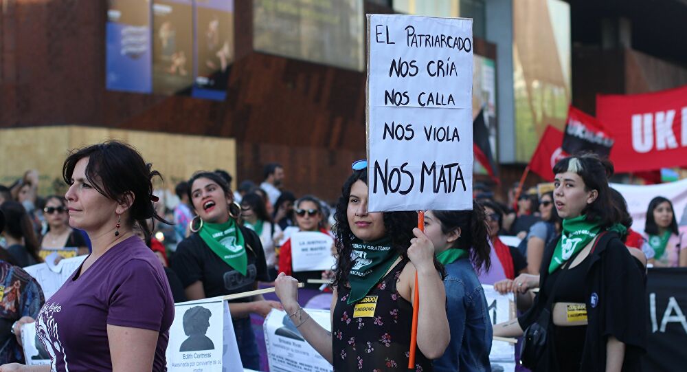  Durmiendo con el enemigo en Chile: llamados por violencia doméstica crecen 70%