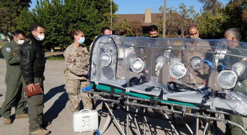  La Brigada de Aviación del Ejército (BAVE) se capacita para el traslado de pacientes críticos altamente infecciosos