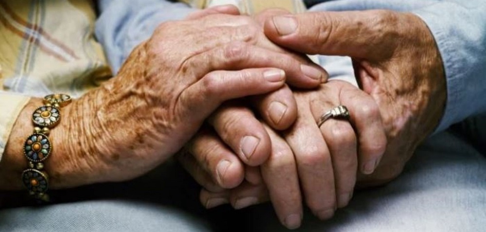  Ministerio Público investiga muertes en hogares de ancianos durante la pandemia