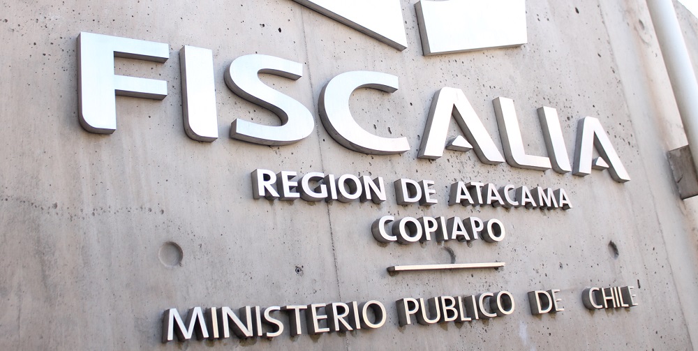  Fiscalía local de Copiapó abre investigación por tenencia ilegal de armas y municiones y formaliza a funcionario de Carabineros