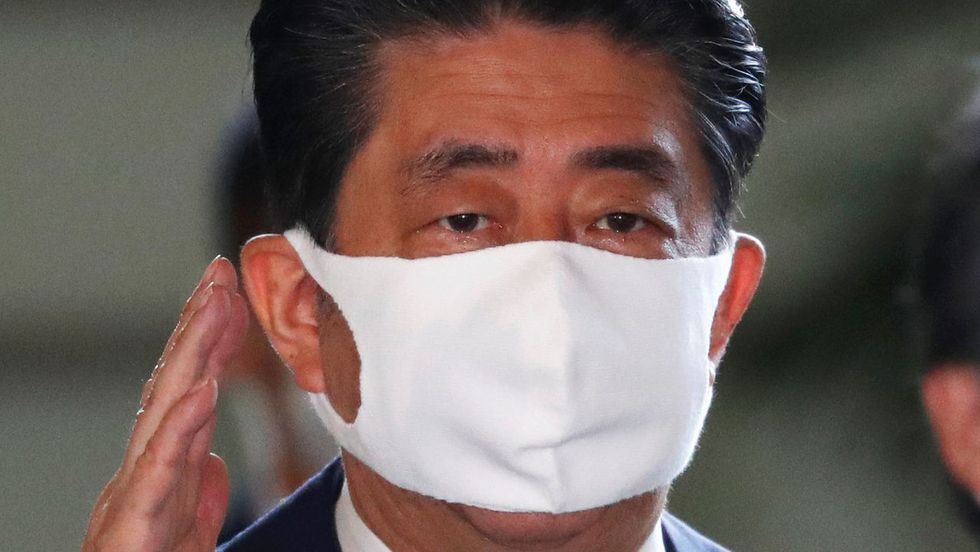  Abe dimite como primer ministro de Japón
