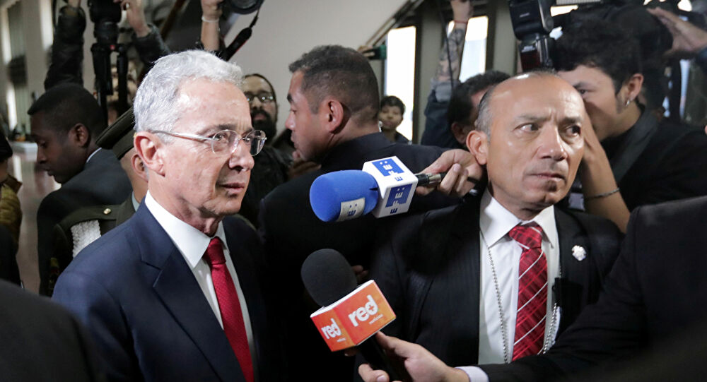 Uribe participa en una audiencia virtual por el pedido de libertad inmediata en Colombia