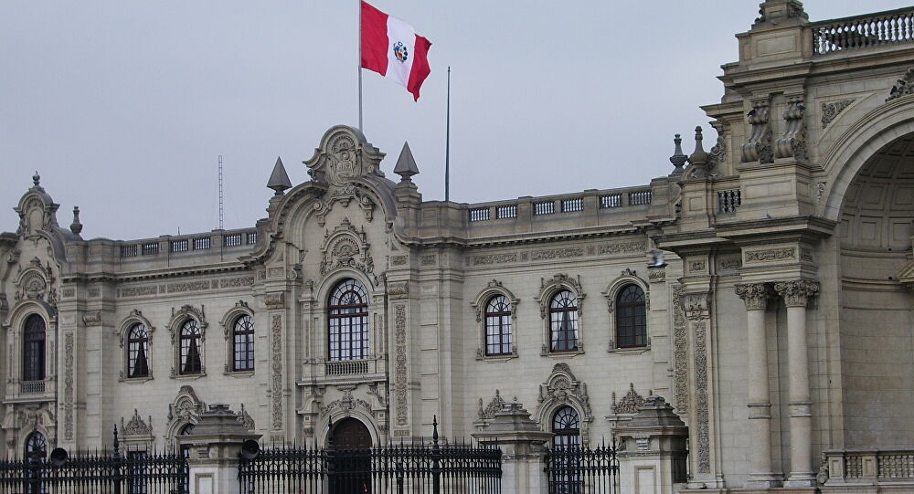 Congreso de Perú aprueba a Francisco Sagasti como presidente interino del país