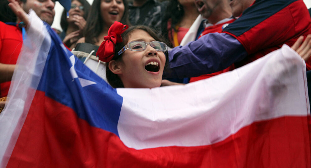  Desafección partidaria es uno de los coletazos de la crisis social en Chile