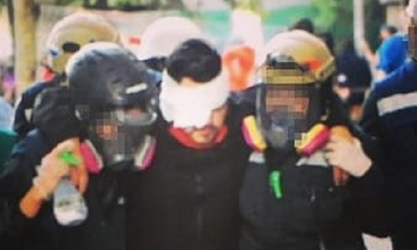 Carabineros reprime nueva protesta a favor de los presos del estallido social