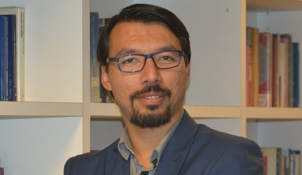 Por César Rosende Bustamante | Constitución, educación y despolitización