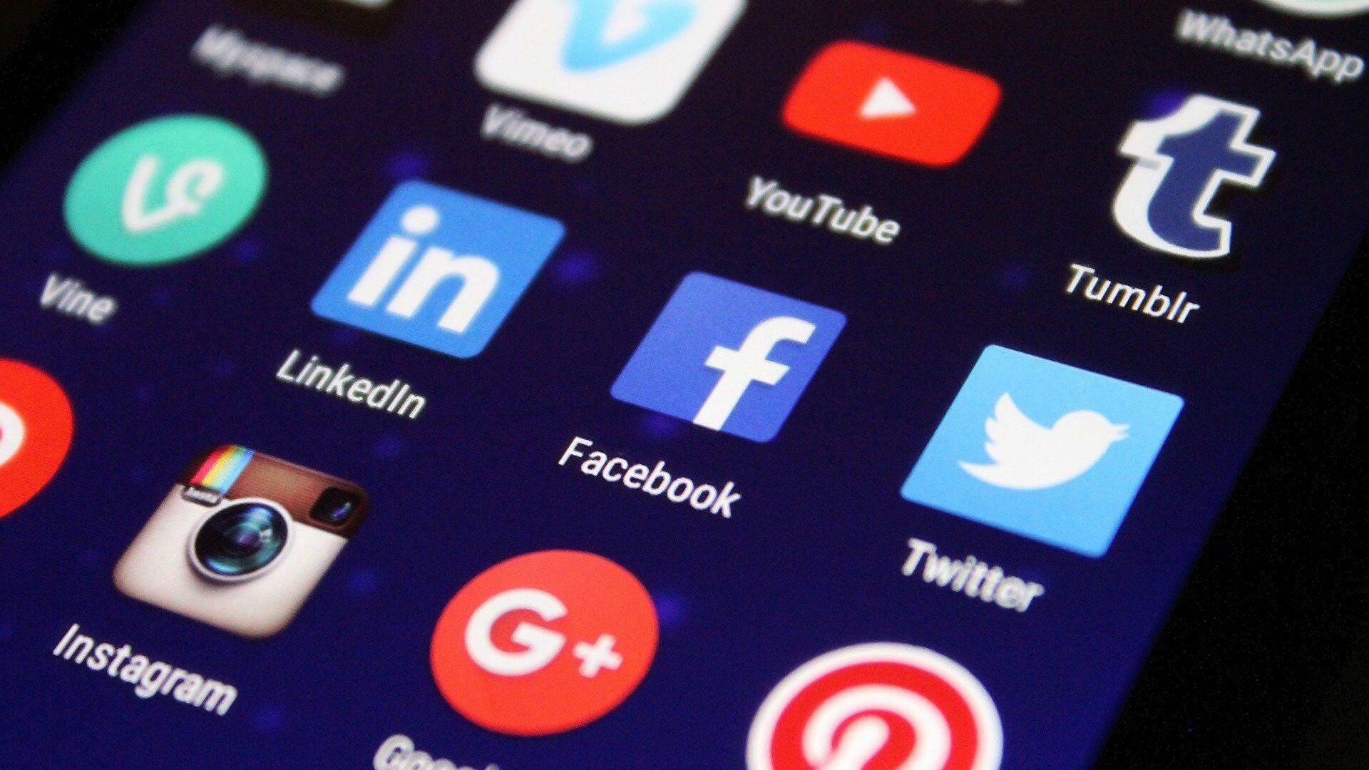 Canadá y Australia acuerdan en que grandes firmas de internet paguen regalías a medios