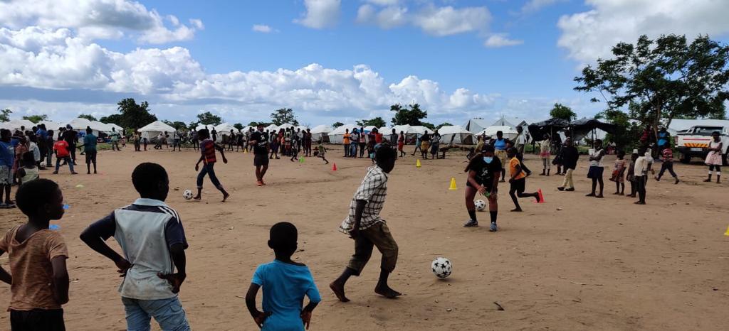  Chilenos en Mozambique: La ayuda social en medio de la emergencia 