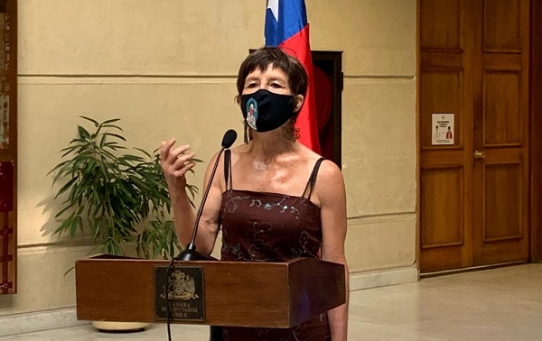  Diputada Cristina Girardi (PPD) busca que Carabineros no pueda utilizar seguro de defensa jurídica en casos de violaciones a los Derechos Humanos, malversación de fondos, fraude y cohecho