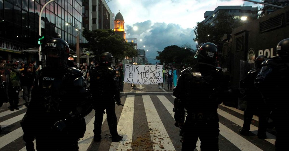  Amnistía Internacional denuncia la respuesta militarizada y represión policial de manifestaciones en Colombia