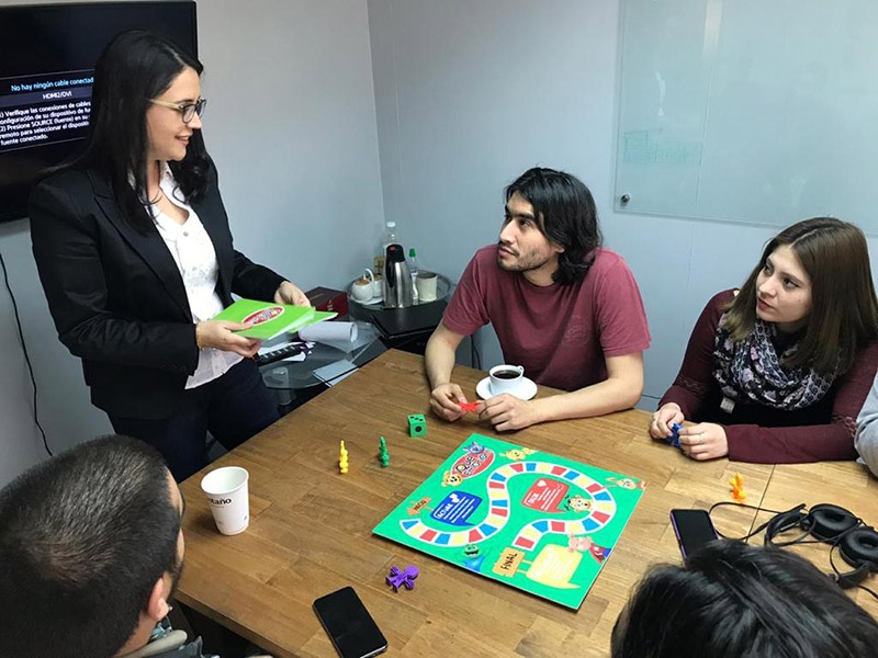  Egresados de la U. de Chile crean material didáctico para el aprendizaje socioemocional en niños de todo el país