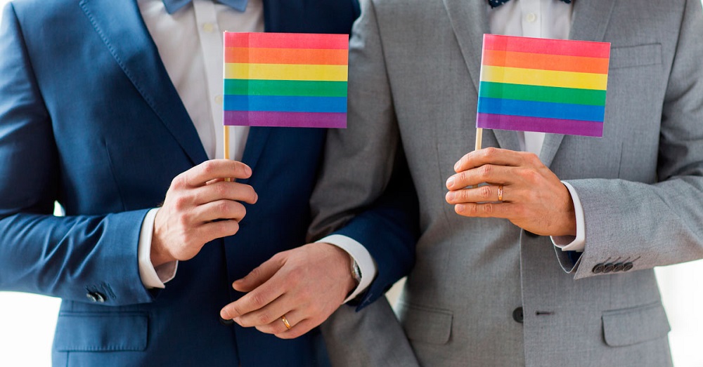  Gobierno promulga la ley de matrimonio igualitario
