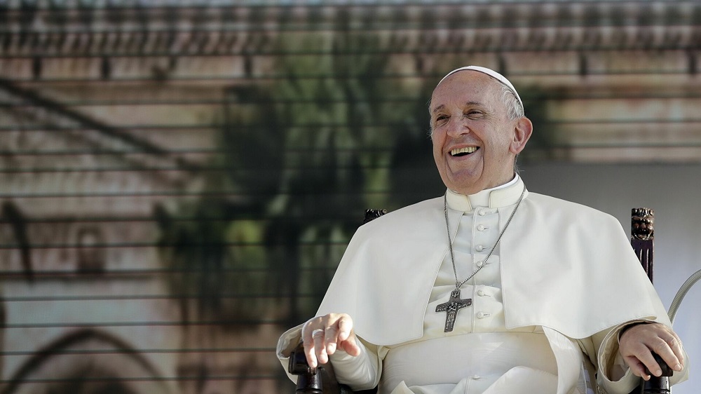 El papa Francisco supera una cirugía en el colon