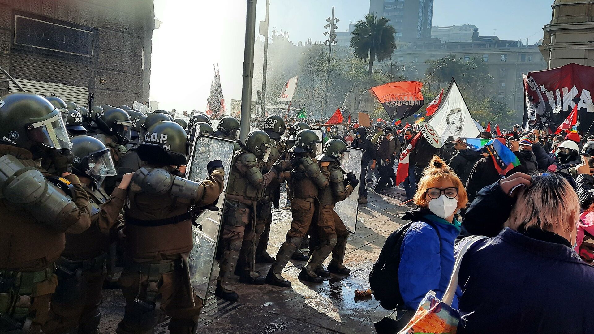 Movilizaciones callejeras reprimidas violentamente en el centro capitalino marcaron el inicio de la la nueva institución republicana, la Convención Constitucional