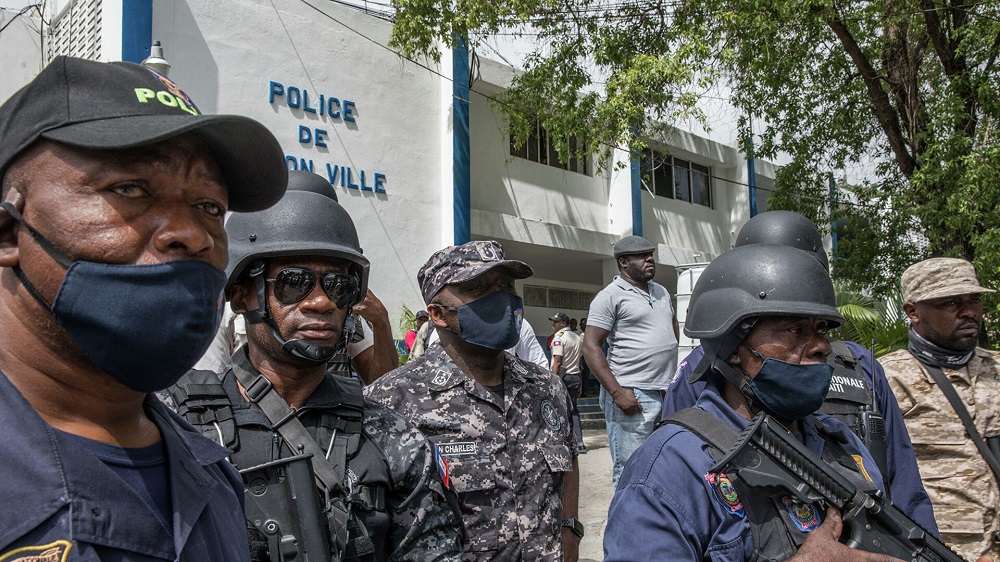 Policía de Haití relaciona a 26 colombianos y 2 estadounidenses con el asesinato de Moise