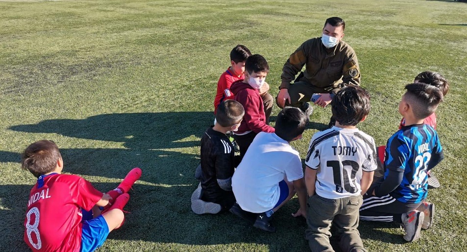  En Concepción Carabineros de la Subcomisaría de Nonguén crearon una  Escuela de Fútbol para niños