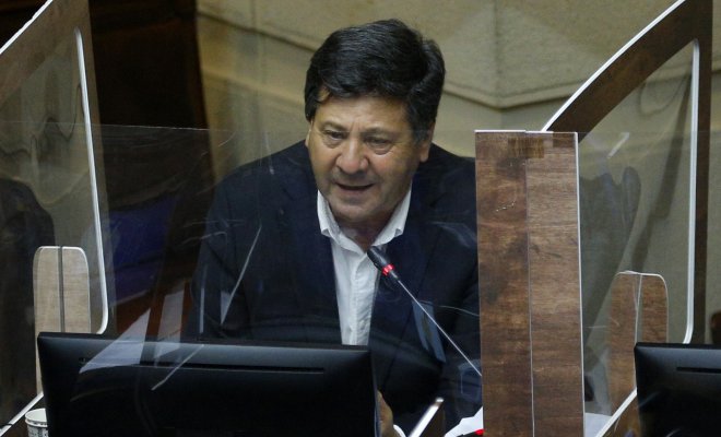 Senador Juan Castro Prieto (RN) por escasa regulación del valor de medicamentos y exámenes: “La desigualdad nos duele a muchos”