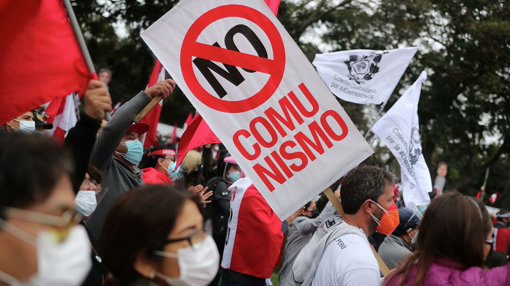 Movimientos sociales denuncian un golpe de Estado en marcha en Perú