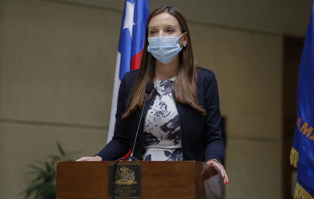 Diputada Flores (RN) se opone tenazmente a la instalación de telepeajes en Petorca y Quillota