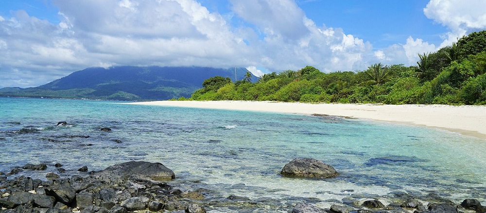 Serrana, la isla colombiana que inspiró al escritor inglés Daniel Defoe