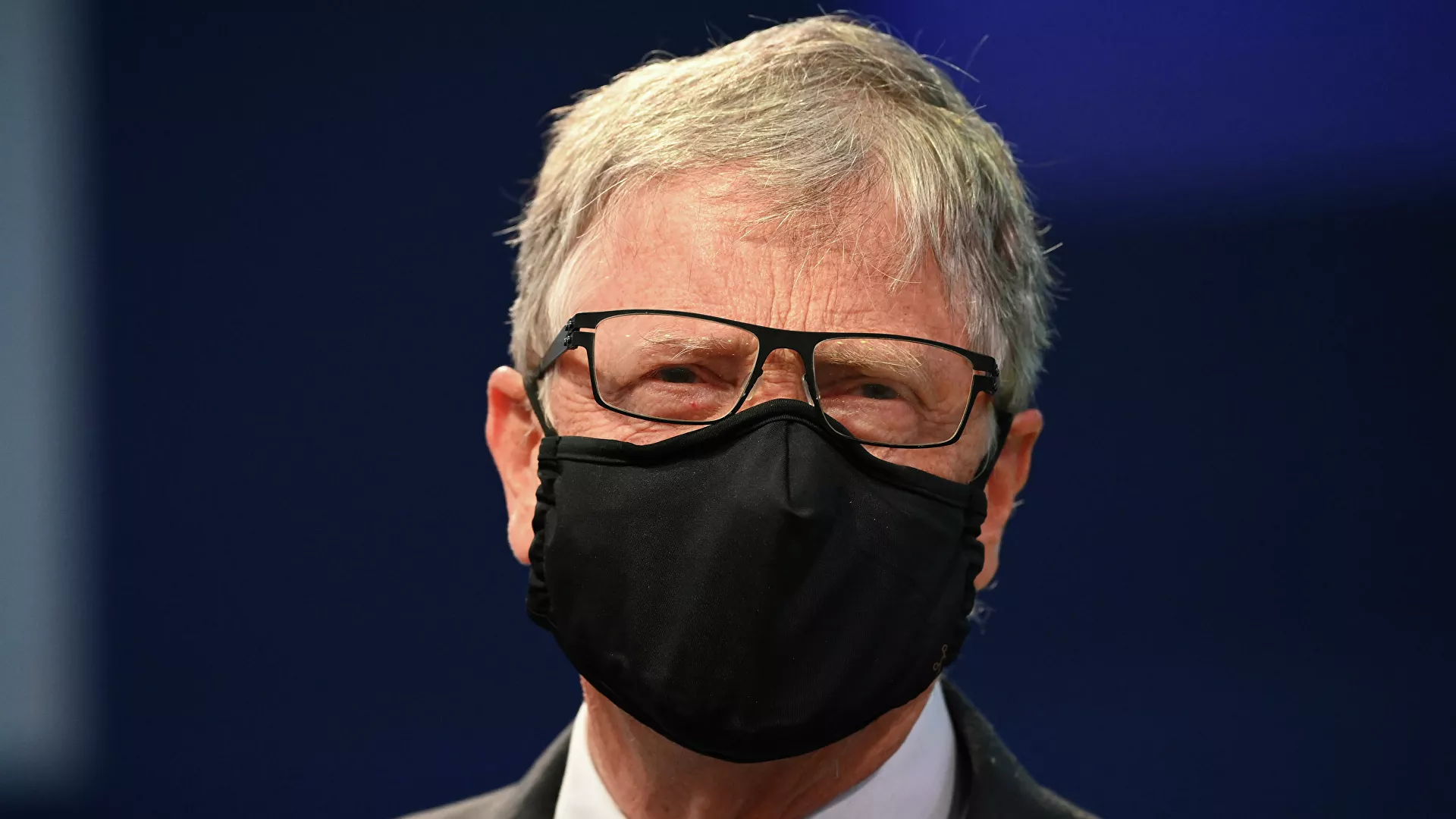 ¿Viene la peor parte de la pandemia? Bill Gates advierte que el ómicron «nos afectará a todos»