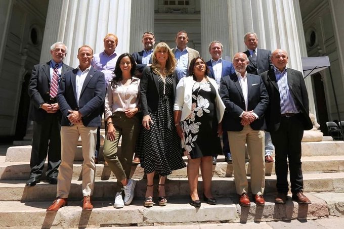La senadora electa por la región Metropolitana, Fabiola Campillai, llega al Senado para iniciar reuniones de coordinación de cara al 2022