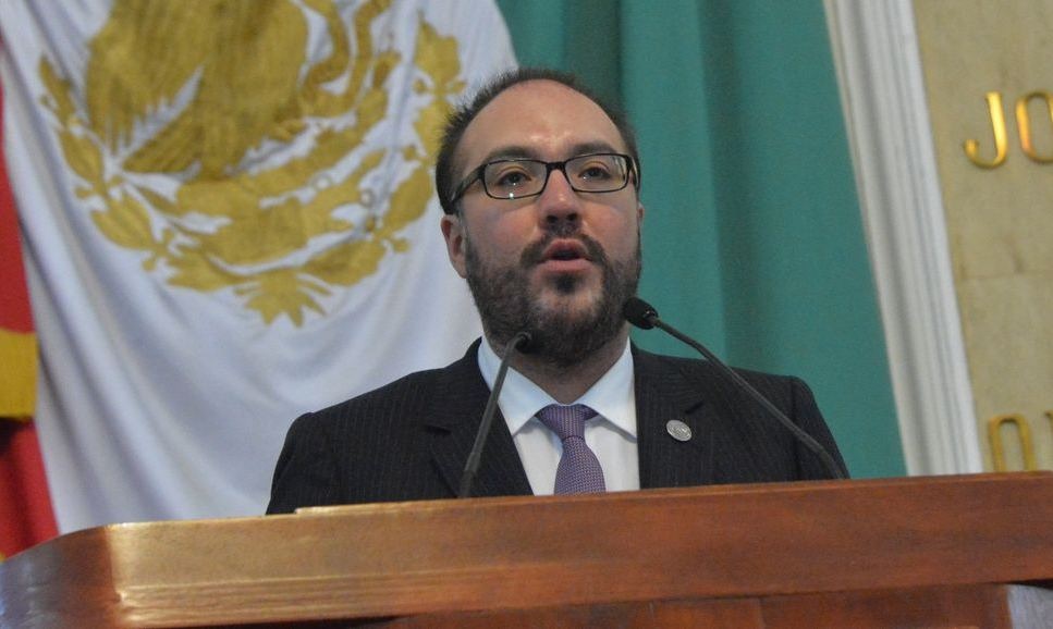  Ministro Mauricio Silva Cancino aprueba extradición de parlamentario requerido por México por enriquecimiento ilícito