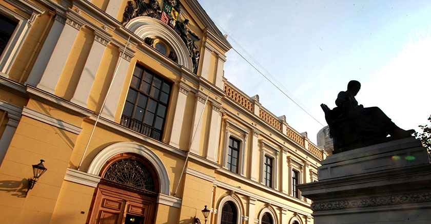Por décimo año consecutivo: U. de Chile lidera Ranking AméricaEconomía 2021 como el mejor plantel de educación superior del país