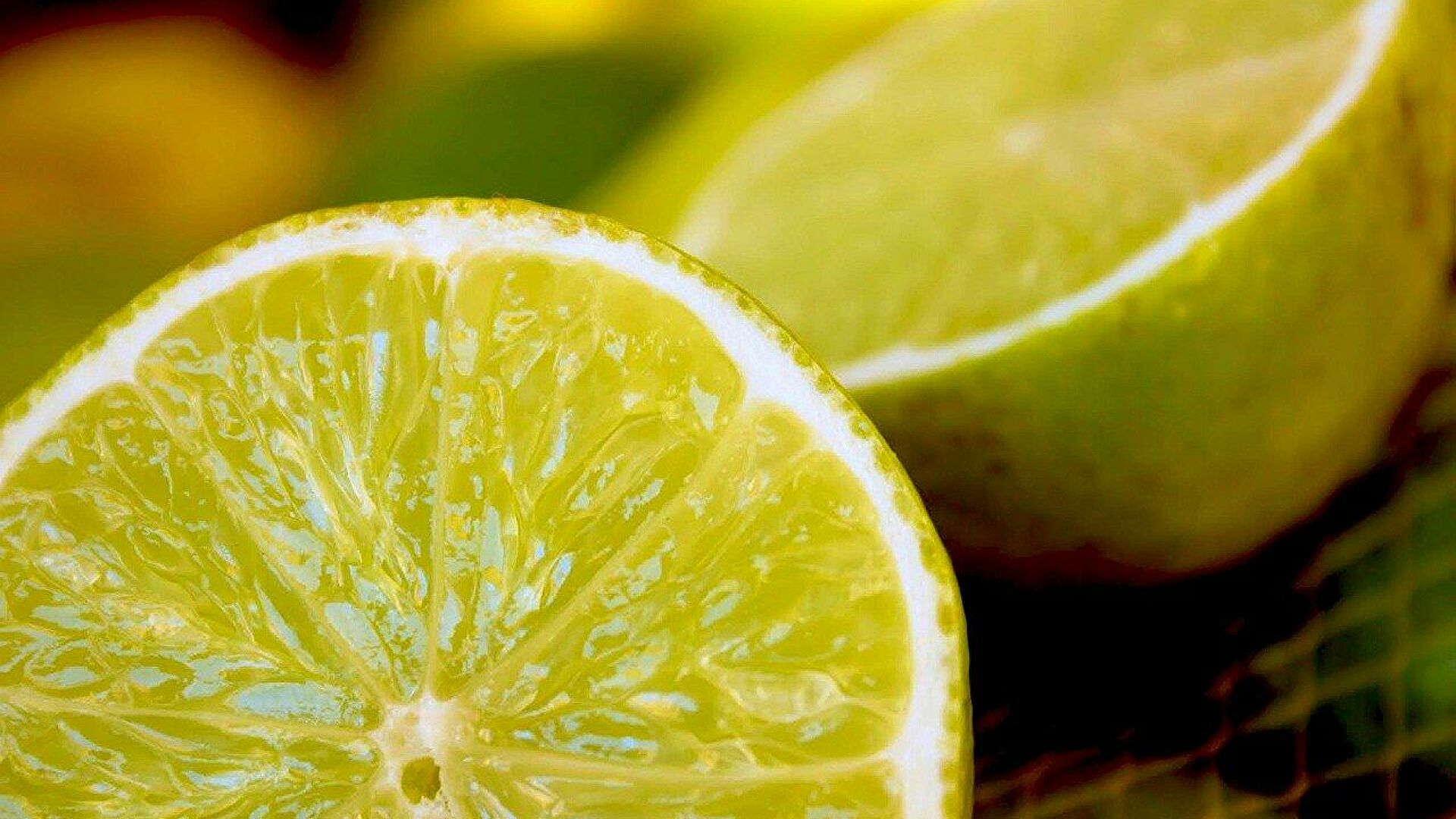 Cómo el crimen organizado dispara los precios del limón en México