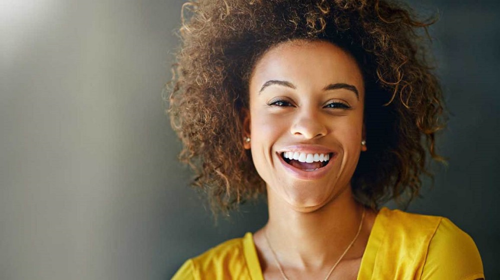Esta popular y accesible bebida te ayudará a mantener los dientes blancos