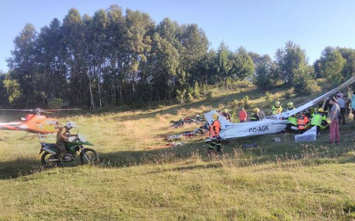  Dos fallecidos y 2 heridos tras la caída de una avioneta en las faldas del volcán Villarrica