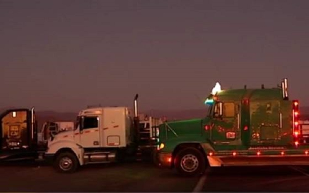  Camioneros chilenos bloquean rutas en el norte acusando de la falta de seguridad