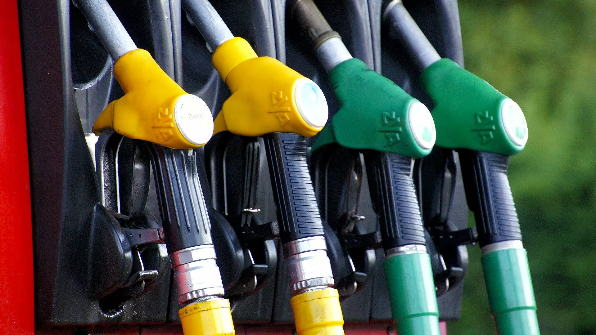Panamá congelará los precios del combustible tras las protestas a nivel nacional