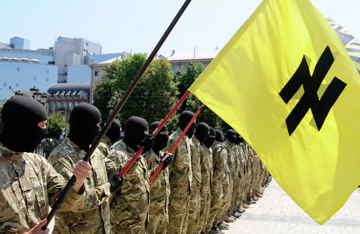 Combatientes de la neonazi Kraken fusilan a 100 soldados ucranianos que huían