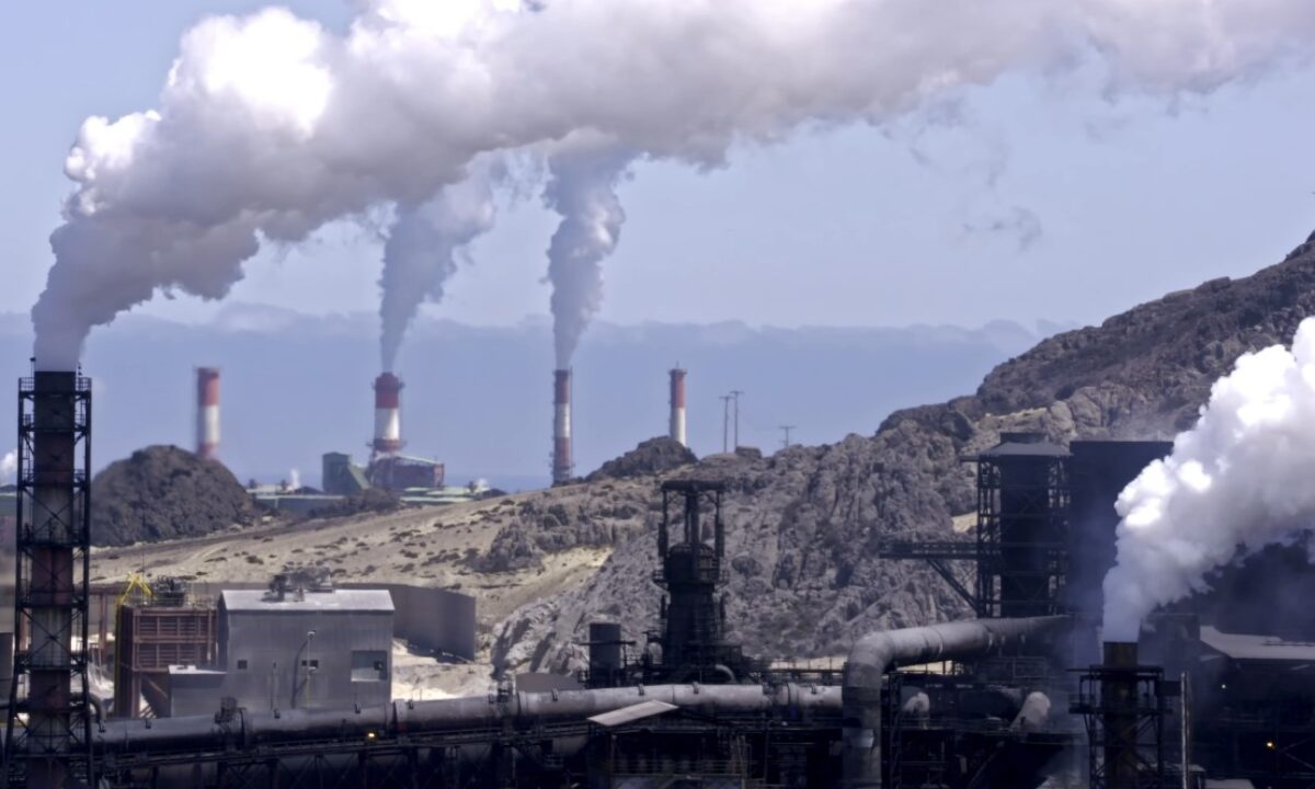  Alarmantes cifras reflejan que Chile sigue al debe en contaminación y no alcanza estándares ambientales de la OMS