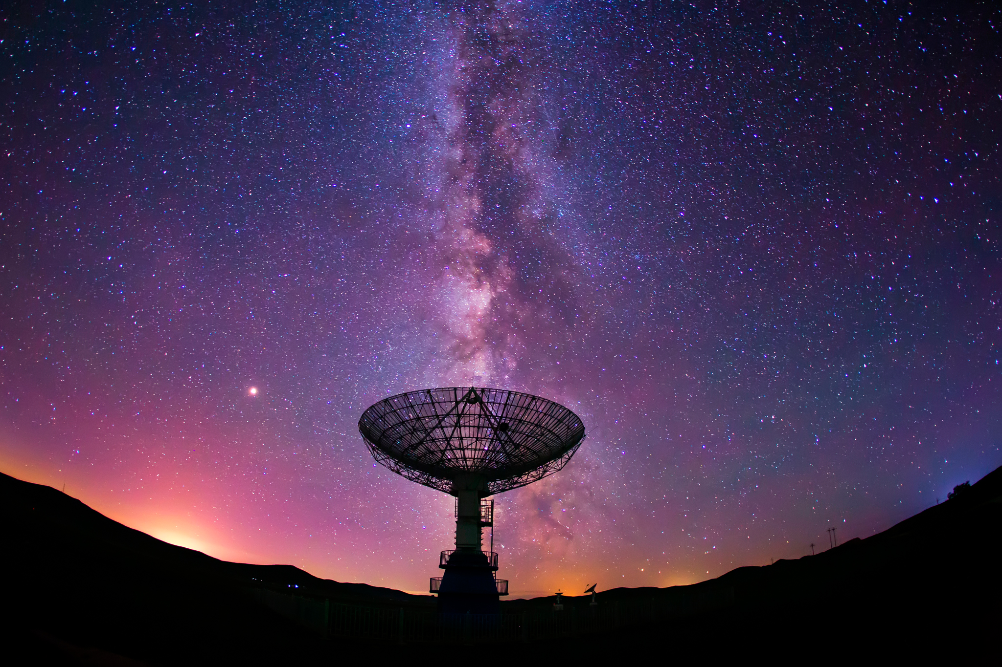 Día de la Astronomía 2022: Más de 100 actividades y una app de realidad aumentada para observar el Universo desde Chile