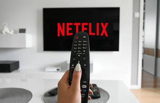 Netflix pone a prueba un controversial plan de cobro en Chile, Costa Rica y Perú para quienes comparten sus cuentas