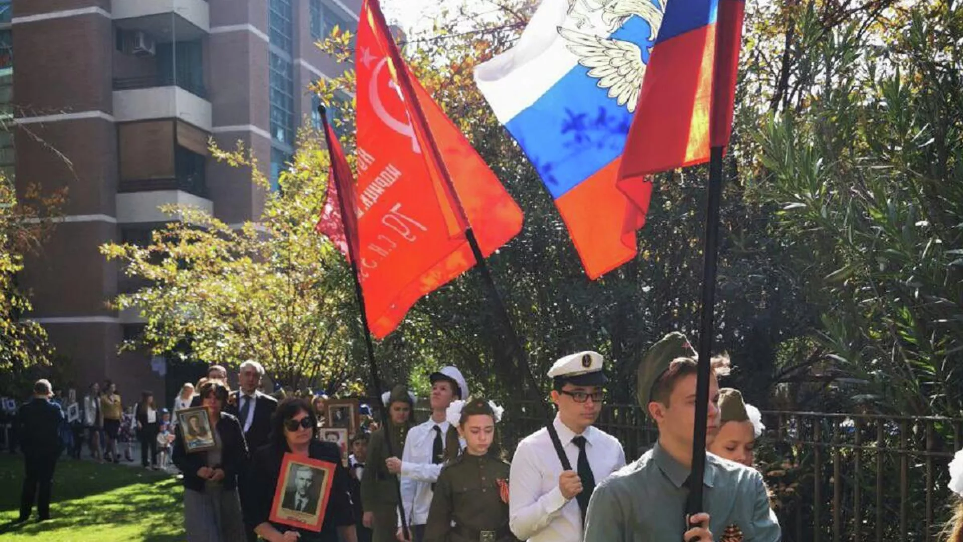 Celebran en Chile la marcha del Regimiento Inmortal en homenaje a los que lucharon contra el nazismo en la Segunda Guerra Mundial