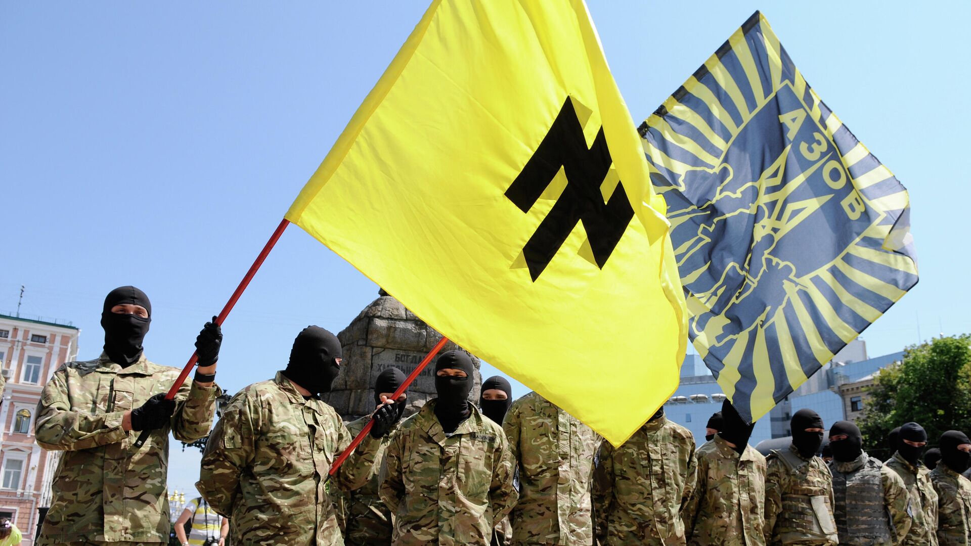  «¡El sistema se está pudriendo!»: eurodiputado critica a la UE por auxiliar el neonazismo en Ucrania