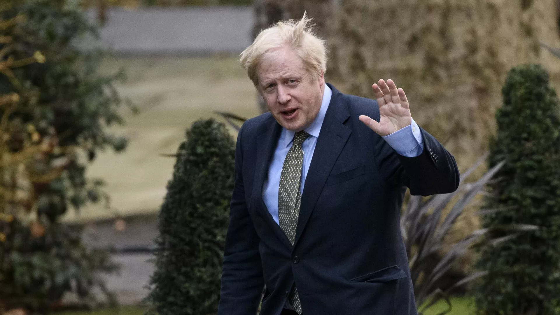 Johnson se va, las investigaciones se quedan: el legado escandaloso del primer ministro británico